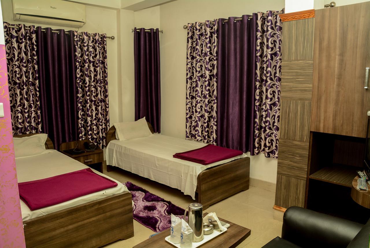 Koch Bihār Hotel Galaxy International מראה חיצוני תמונה
